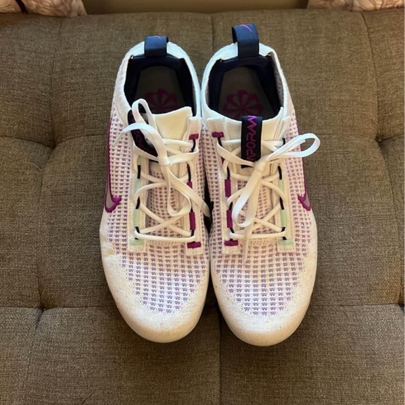Nike Vapormax 2021 - Picture 2 of 4